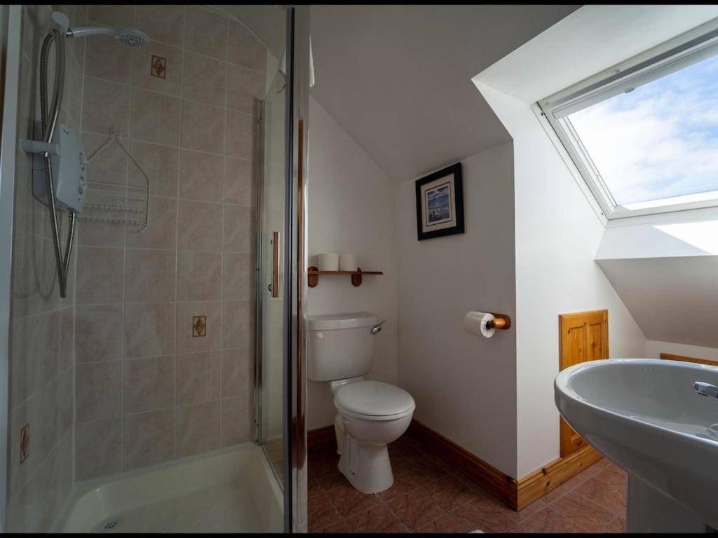 Burnham View Villa Дингъл Екстериор снимка